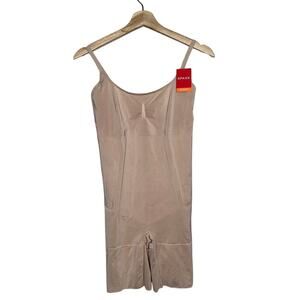 Spanx Sculpt Mid Thigh Bodysuit Shapewear Nude Beige Size XL NWT MSRP $98